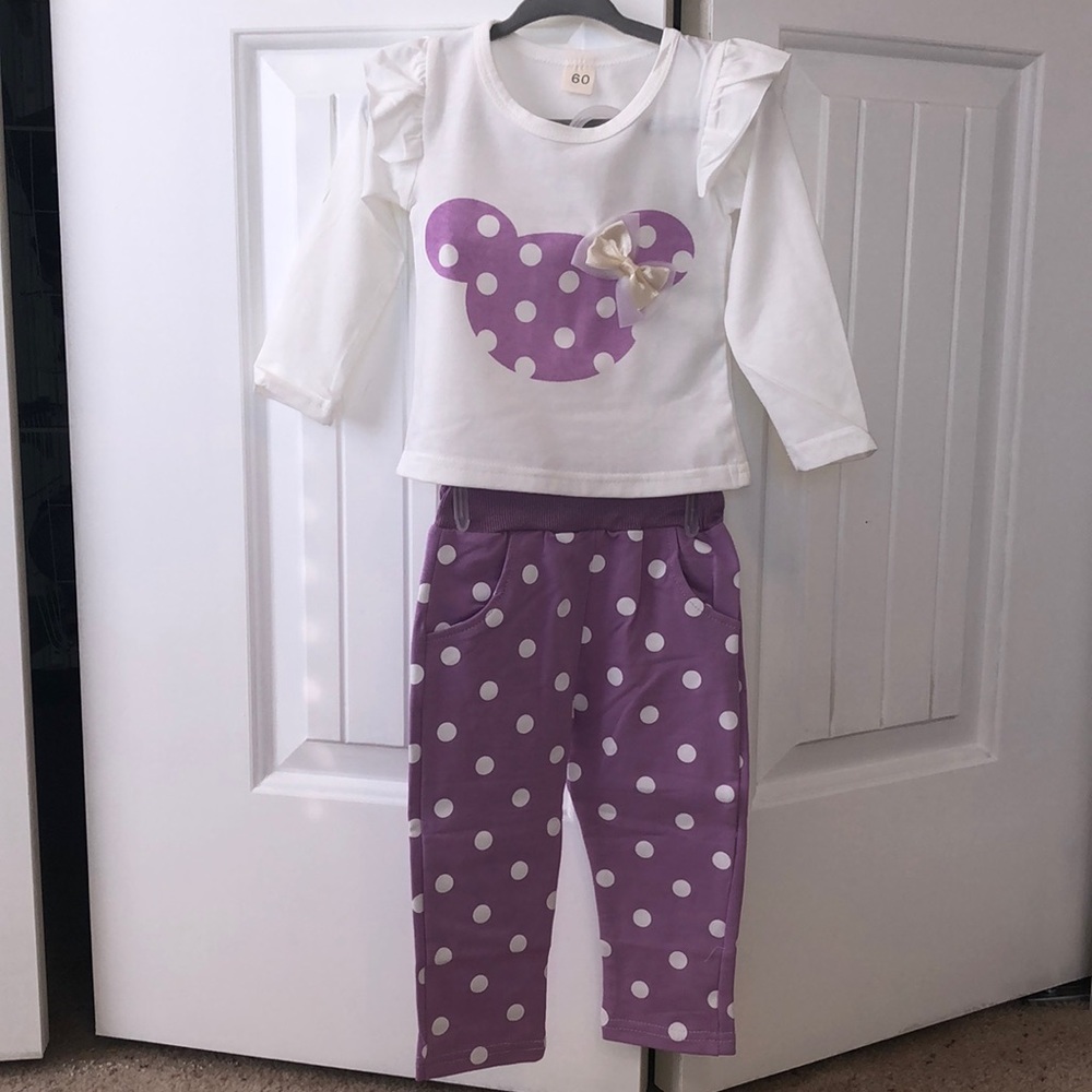 Purple and white Minnie outfit